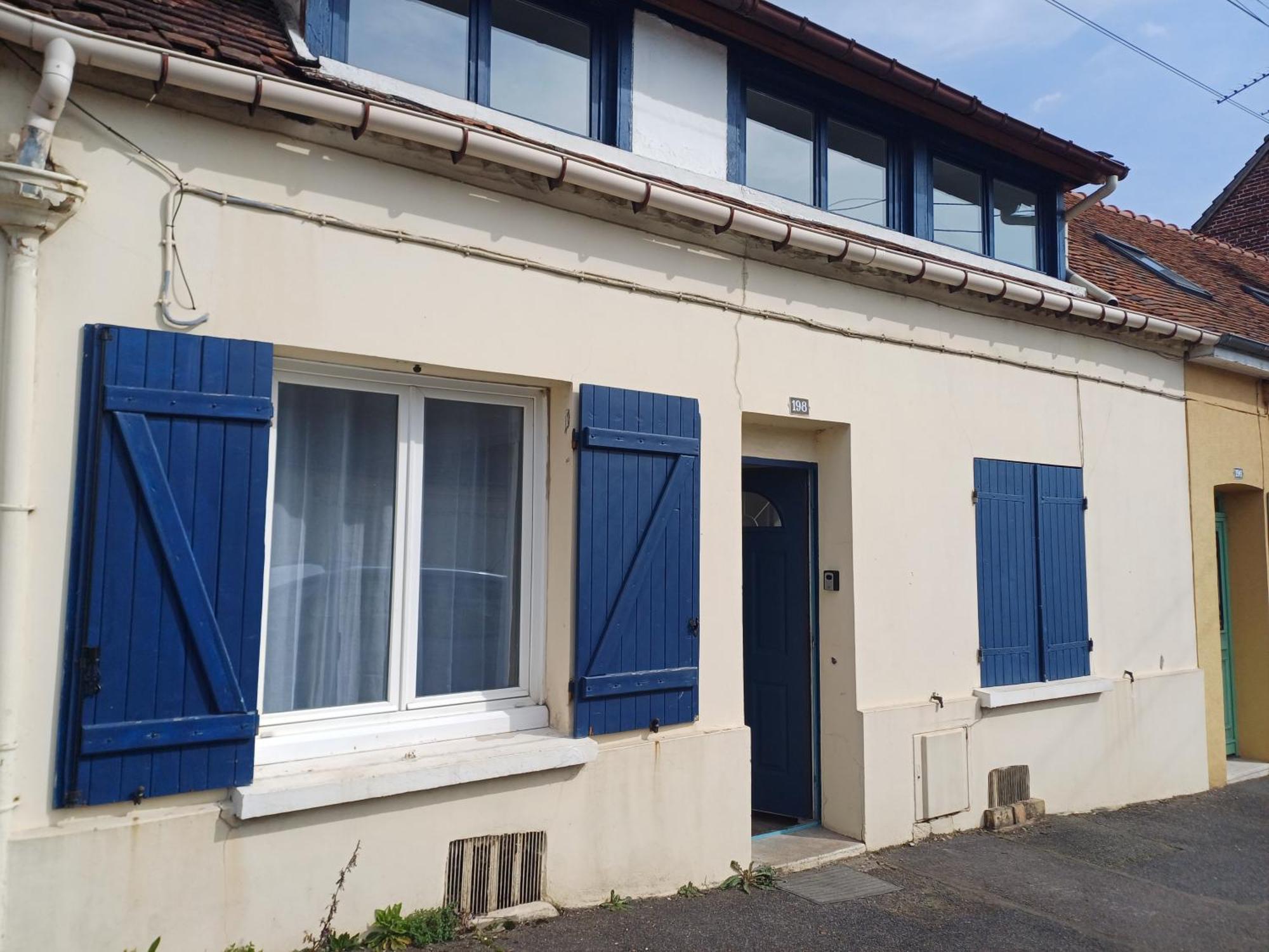 Beauvais - Proche Aeroport - Chambres Privees Exterior foto